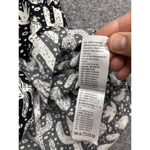 KAVU Shirt Womens Medium Black White Cactus Print Sleeveless Tank Top Blouse - Picture 6 of 7